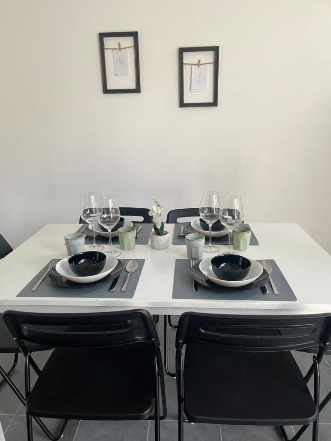 סומבור Apartment Lala מראה חיצוני תמונה