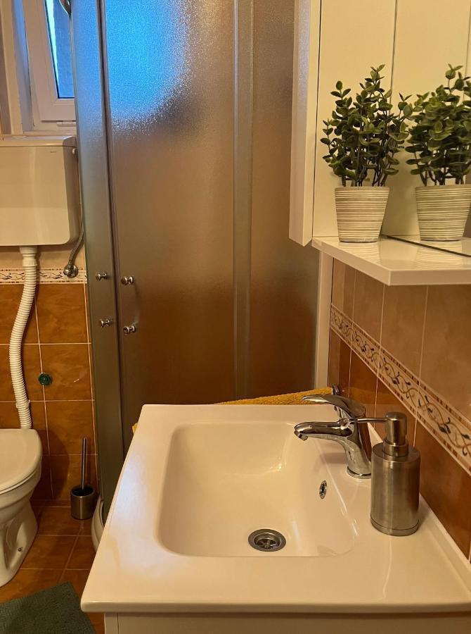 סומבור Apartment Lala מראה חיצוני תמונה