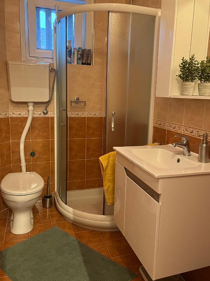 סומבור Apartment Lala מראה חיצוני תמונה
